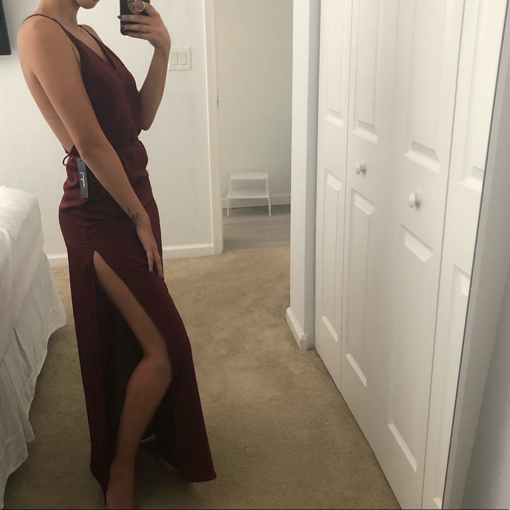 LULUS NWT burgundy Satin Maxi dress